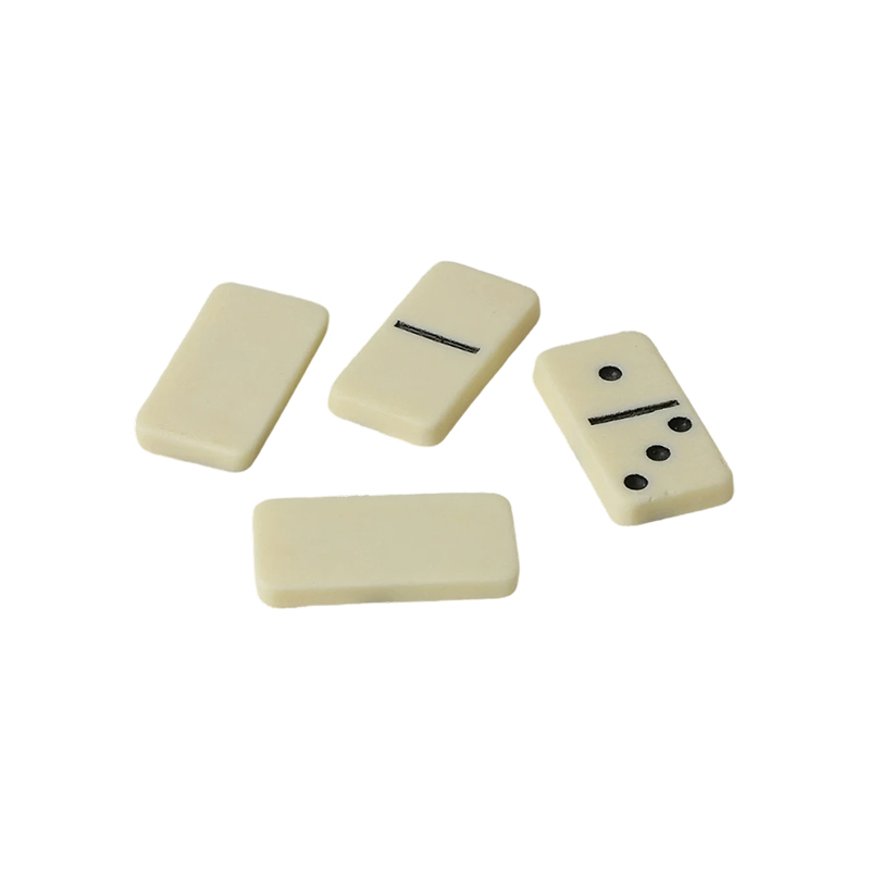 Traditionell dubbel-sex domino set i elfenbensfinish