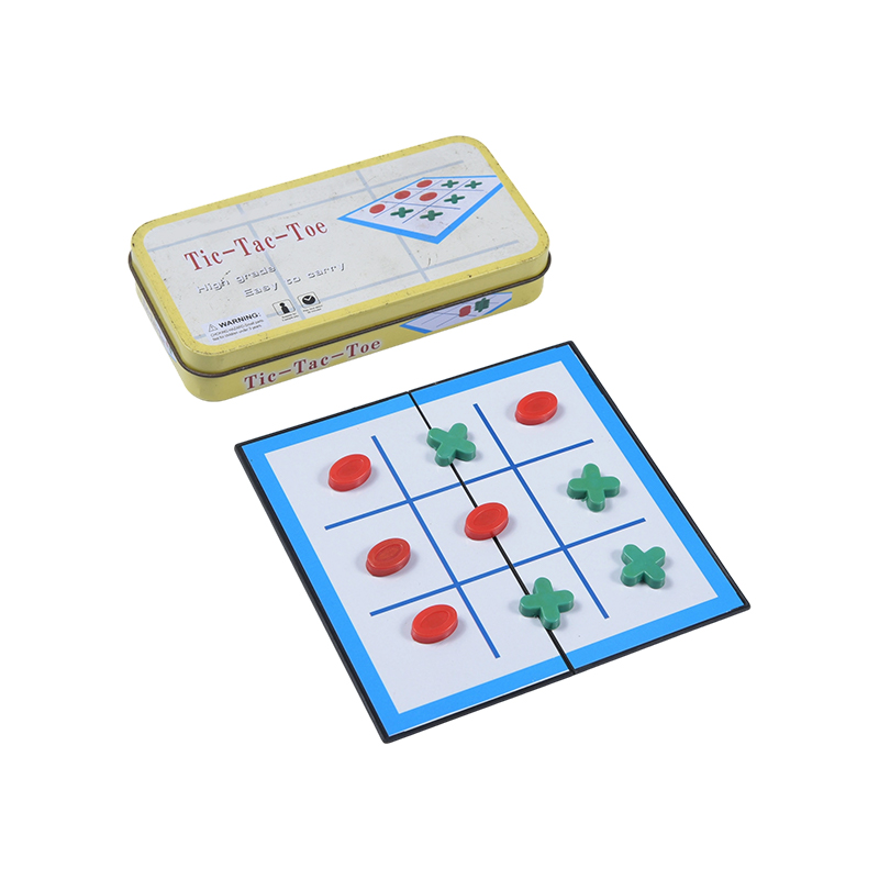 Gult metallplåt bärbart Tic-Tac-Toe-spel