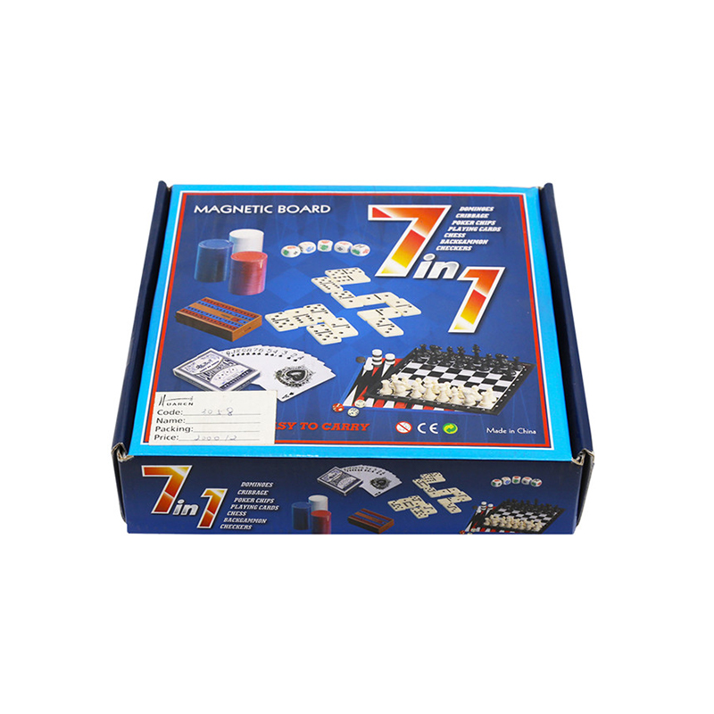 Klassiskt flerspelsuppsättning - Combo schack, domino, poker och dam