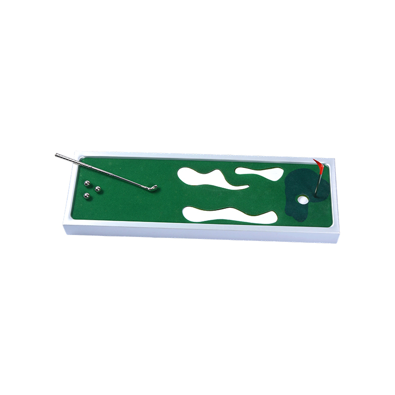 Bärbart inomhusgolfspel med aluminiumram Desktop Minigolf Putting Green